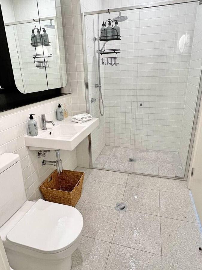 Industrial Yet Modern, 1Bd 1Bth Apt - Woden Phillip Екстер'єр фото