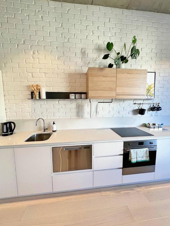 Industrial Yet Modern, 1Bd 1Bth Apt - Woden Phillip Екстер'єр фото