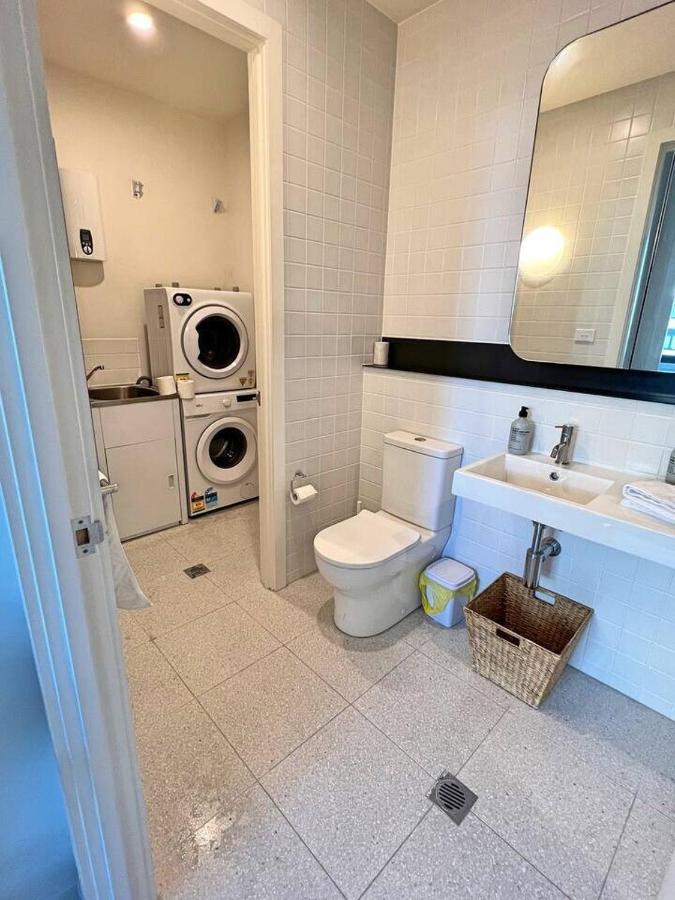 Industrial Yet Modern, 1Bd 1Bth Apt - Woden Phillip Екстер'єр фото